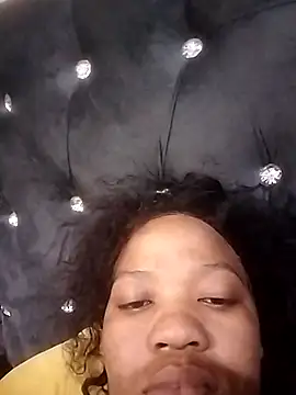 Snapshot of CaramelBoootie chatting on 11, 11, 2025 CaramelBoootie online show from 11, 11, 2025