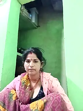 Karishma cute online show from 28, 11, 2025