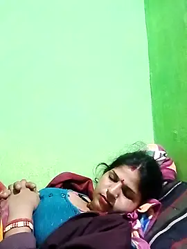 Karishma cute online show from 29, 11, 2025