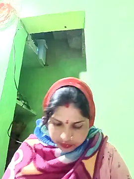 Karishma cute online show from 26, 11, 2025