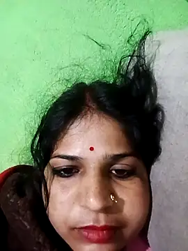 Karishma cute online show from 16, 11, 2025