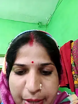 Karishma cute online show from 10, 11, 2025