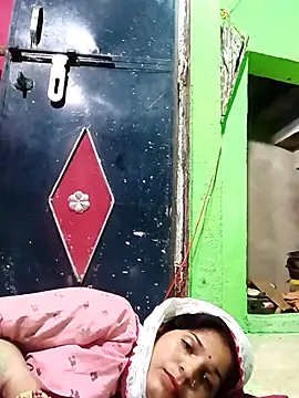 Karishma cute online show from 16, 10, 2025