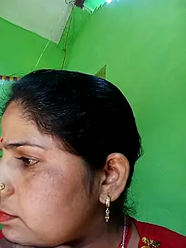 Karishma cute online show from 11, 11, 2025