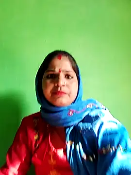 Karishma cute online show from 23, 11, 2025