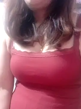 YiyinLy online show from 16, 3, 2026