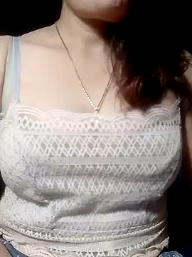 YiyinLy online show from 21, 3, 2026