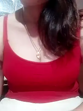 YiyinLy online show from 22, 3, 2026