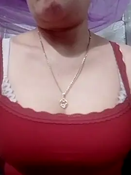 YiyinLy online show from 25, 2, 2026