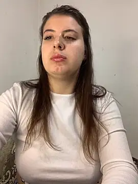 MiraCastellon online show from 30, 11, 2025