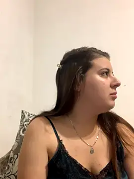 MiraCastellon online show from 11, 11, 2025