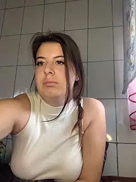 MiraCastellon online show from 24, 11, 2025