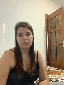 MiraCastellon online show from 28, 10, 2025