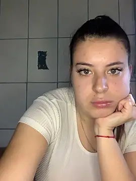 MiraCastellon online show from 27, 11, 2025