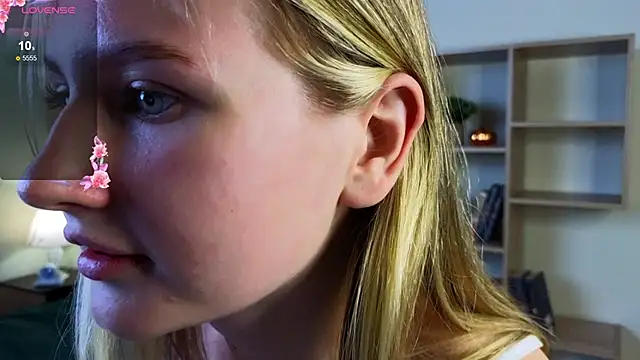 Shirley Davis online show from 22, 10, 2025