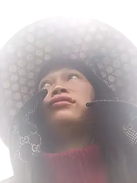 siusiu-00 online show from 8, 11, 2025