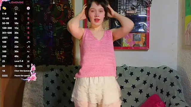 ReincarnatedAngel online show from 30, 10, 2025