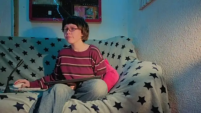 ReincarnatedAngel online show from 16, 10, 2025