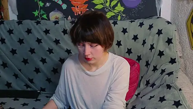 ReincarnatedAngel online show from 19, 11, 2025