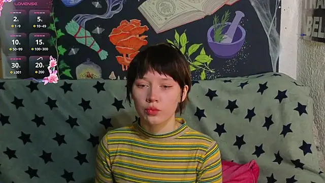 ReincarnatedAngel online show from 16, 11, 2025