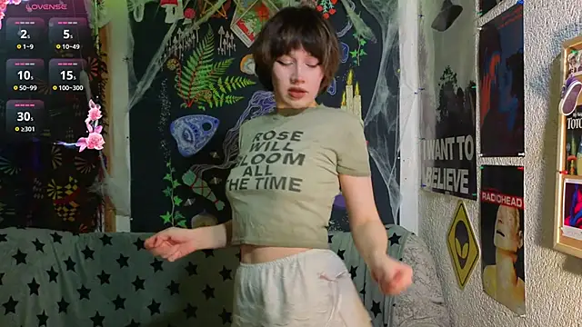 ReincarnatedAngel online show from 26, 11, 2025