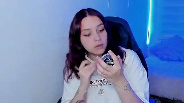 Emily Lindey online show from 19, 1, 2026