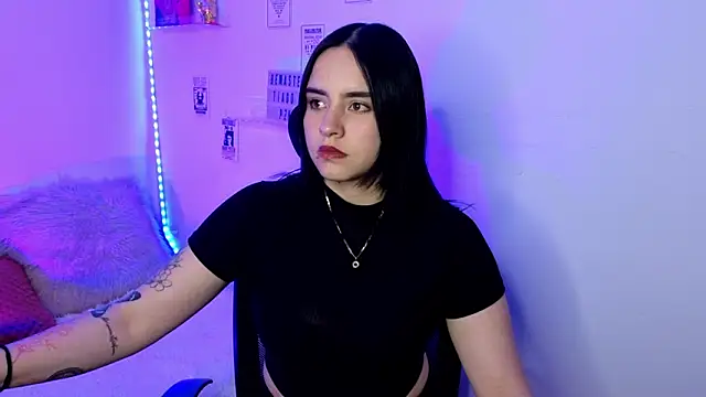 Emily Lindey online show from 9, 3, 2026