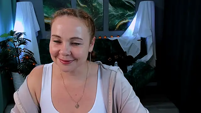 Snapshot of NataliKaminski chatting on 30, 10, 2025 NataliKaminski online show from 30, 10, 2025