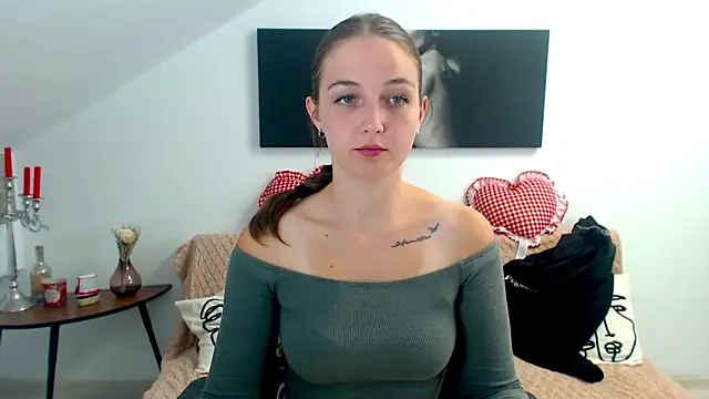 AnneWilsonn online show from 9, 7, 2026