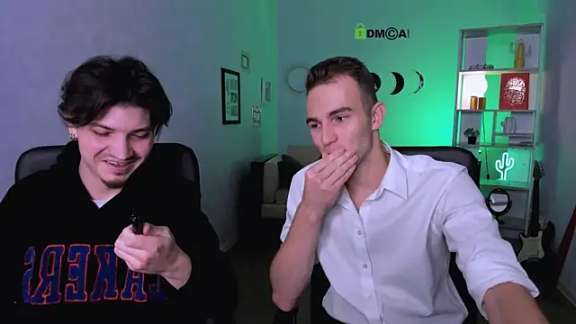 Snapshot of astren_villo chatting on 15, 12, 2025 astren villo online show from 15, 12, 2025