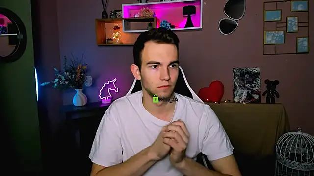 astren villo online show from 10, 3, 2026