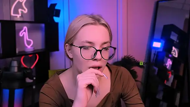 sendi cais online show from 28, 11, 2025