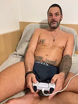  madbull  online show from 14, 11, 2025