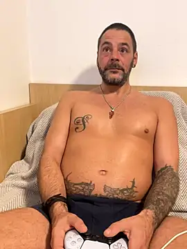  madbull  online show from 5, 11, 2025