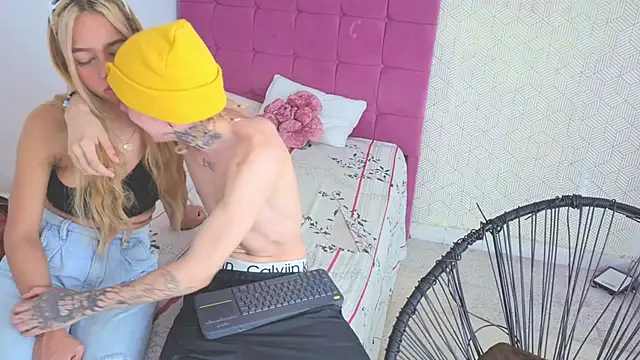 lily and wan online show from 19, 10, 2025