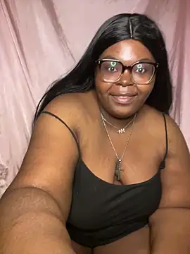 Snapshot of TheChubbySiren chatting on 8, 5, 2026 TheChubbySiren online show from 8, 5, 2026