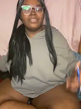 Snapshot of TheChubbySiren chatting on 20, 5, 2026 TheChubbySiren online show from 20, 5, 2026