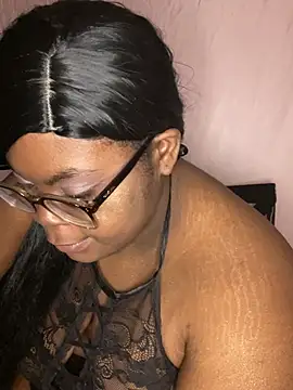 Snapshot of TheChubbySiren chatting on 17, 5, 2026 TheChubbySiren online show from 17, 5, 2026