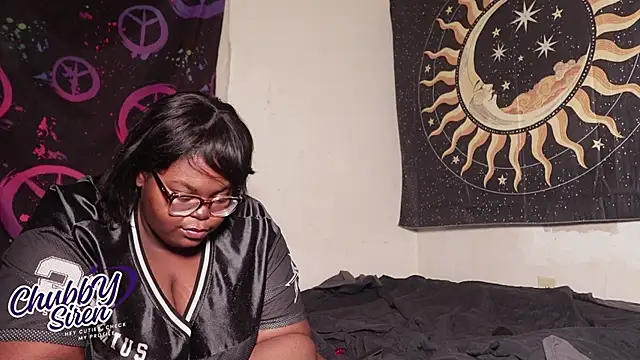 TheChubbySiren online show from 29, 11, 2025