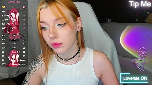 Snapshot of MeganNewCat chatting on 7, 6, 2026 MeganNewCat online show from 7, 6, 2026