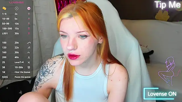 Snapshot of MeganNewCat chatting on 28, 6, 2026 MeganNewCat online show from 28, 6, 2026