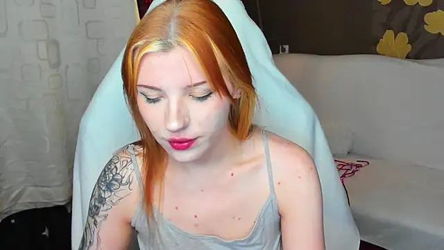 Snapshot of MeganNewCat chatting on 29, 6, 2026 MeganNewCat online show from 29, 6, 2026