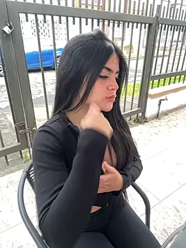 PamelaJonsom  online show from 14, 11, 2025