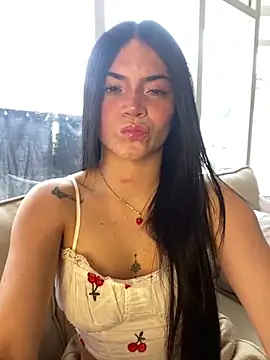 PamelaJonsom  online show from 19, 6, 2026