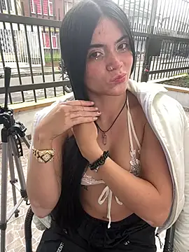 PamelaJonsom  online show from 28, 4, 2026