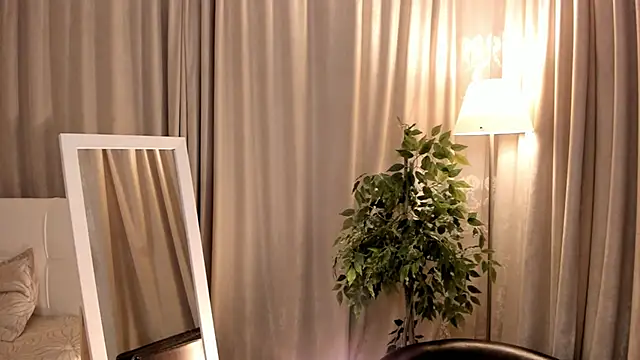 Snapshot of Ritamillersi chatting on 18, 11, 2025 Ritamillersi online show from 18, 11, 2025