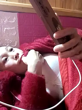 Snapshot of Manni_john chatting on 15, 12, 2025 Manni john online show from 15, 12, 2025