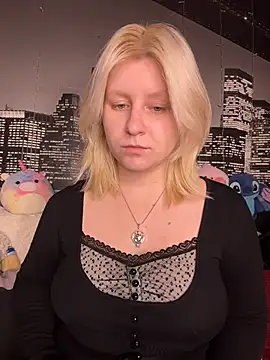 Snapshot of BonnyeBoom chatting on 4, 3, 2026 BonnyeBoom online show from 4, 3, 2026