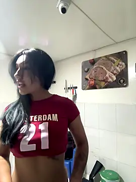 Nahomy cute1 online show from 8, 11, 2025