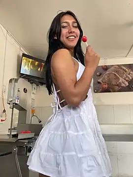 Nahomy cute1 online show from 12, 11, 2025